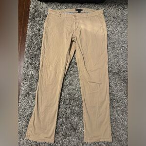 Bloomingdale’s men’s pants size 36/32 khaki pants